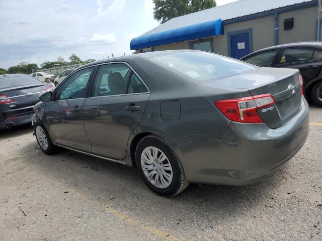 4T4BF1FK1DR334849 - 2013 TOYOTA CAMRY L GRAY photo 2