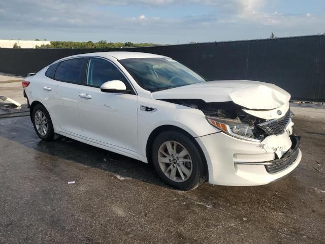 5XXGT4L34JG235018 - 2018 KIA OPTIMA LX 白色 照片 4