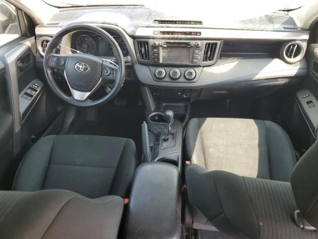 2T3BFREVXJW734061 - 2018 TOYOTA RAV4 LE Mor fotoğraf 8