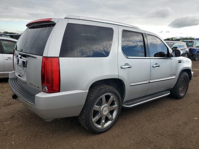 1GYUKBEF4AR186007 - 2010 CADILLAC ESCALADE LUXURY Argent photo 3