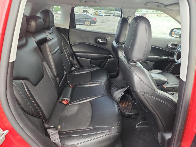 3C4NJCBB3KT820095 - 2019 JEEP COMPASS LATITUDE 红色 照片 11