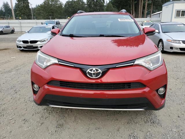 JTMWFREV6GJ084637 - 2016 TOYOTA RAV4 XLE RED photo 5
