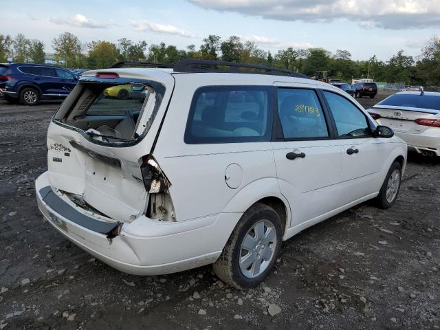 1FAHP36N26W215328 - 2006 FORD FOCUS ZXW WHITE photo 3