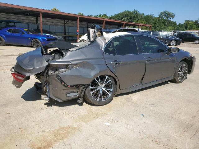 4T1B11HK4JU012692 - 2018 TOYOTA CAMRY L GRAY photo 3