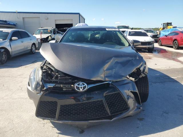 4T1BF1FKXHU728401 - 2017 TOYOTA CAMRY LE GRAY photo 5