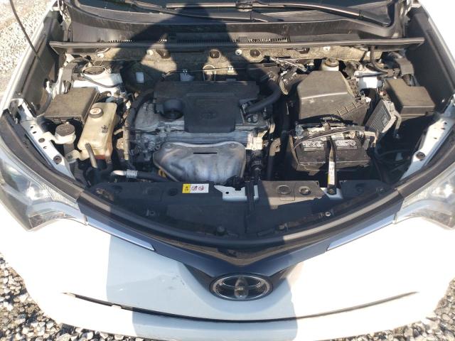 JTMZFREV5JJ154004 - 2018 TOYOTA RAV4 LE Սպիտակ լուսանկար 11
