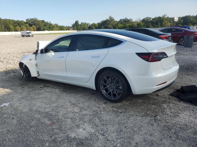 5YJ3E1EB9JF096762 - 2018 TESLA MODEL 3 Սպիտակ լուսանկար 2
