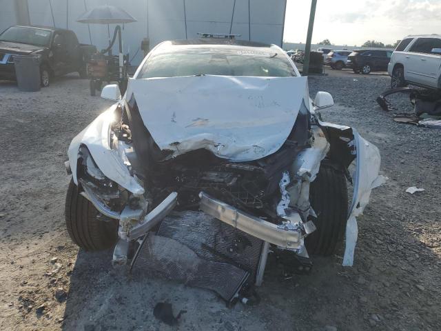 5YJ3E1EB9JF096762 - 2018 TESLA MODEL 3 Սպիտակ լուսանկար 5