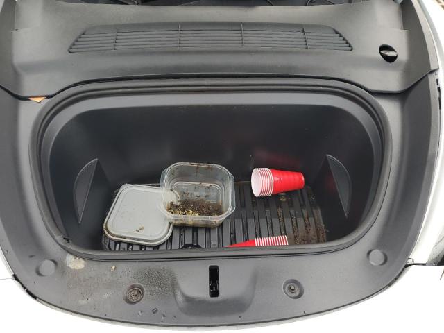 7SAYGDEF8NF532305 - 2022 TESLA MODEL Y WHITE photo 11