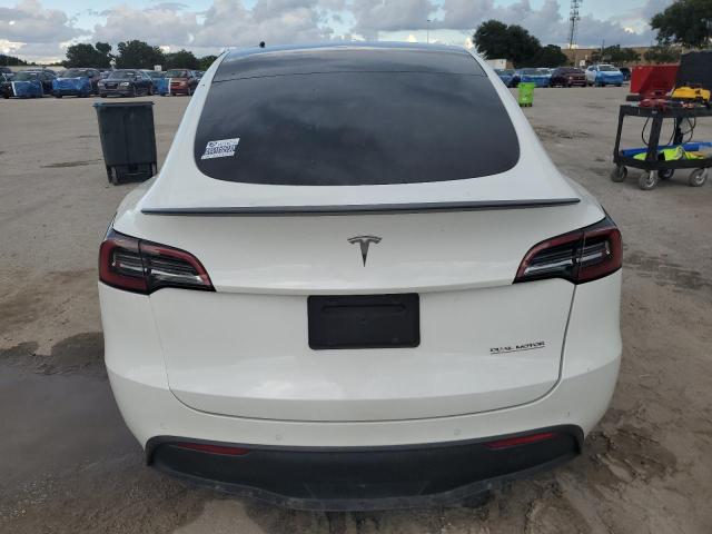 7SAYGDEF8NF532305 - 2022 TESLA MODEL Y WHITE photo 6