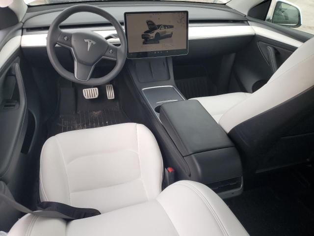 7SAYGDEF8NF532305 - 2022 TESLA MODEL Y WHITE photo 8