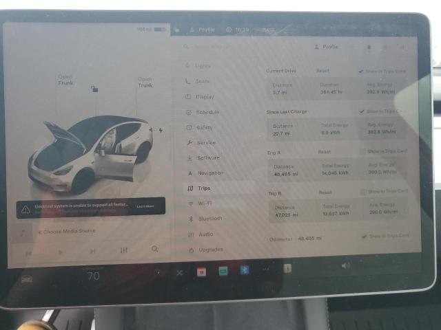 7SAYGDEF8NF532305 - 2022 TESLA MODEL Y WHITE photo 9