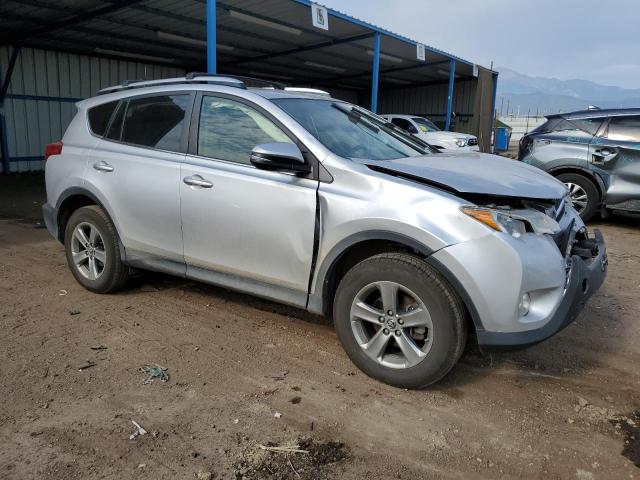 JTMRFREV6FJ042402 - 2015 TOYOTA RAV4 XLE SILVER photo 4