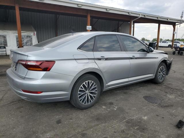 3VWE57BU3KM199574 - 2019 VOLKSWAGEN JETTA SEL ვერცხლისფერი ფოტო 3