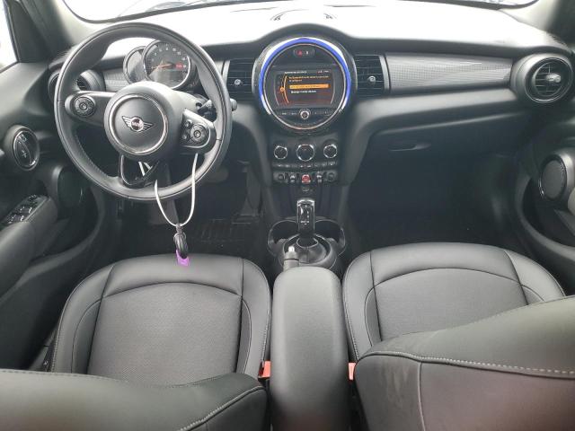 WMWXU7C07M2N06066 - 2021 MINI COOPER BEIGE photo 8