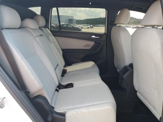 3VV3B7AX3KM167028 - 2019 VOLKSWAGEN TIGUAN SE WHITE photo 11