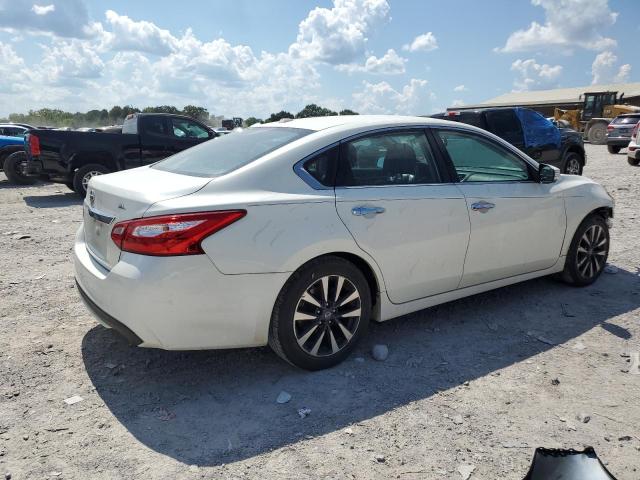 1N4AL3AP5HC156673 - 2017 NISSAN ALTIMA 2.5 白色 照片 3