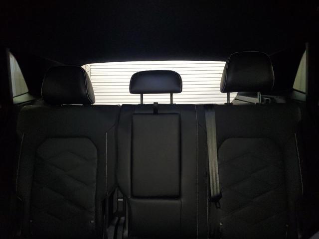 1V2HE2CA1RC218527 - 2024 VOLKSWAGEN ATLAS CROS SE Gris photo 10