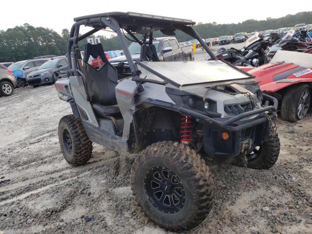 3JBKKAP25HJ001108 - 2017 CAN-AM COMMANDER 1000 XT GRAY photo 1