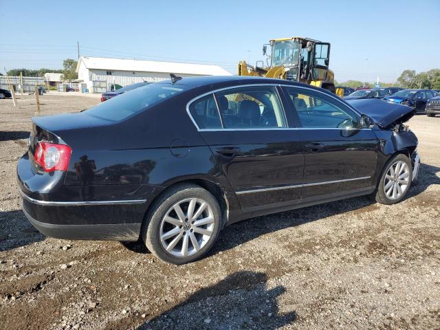 WVWEK73C87E160915 - 2007 VOLKSWAGEN PASSAT 2.0T LUXURY LEATHER BLACK photo 3