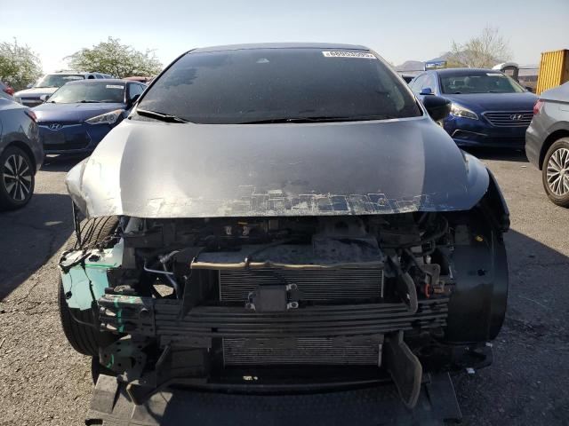 3N1CN8DV3RL895537 - 2024 NISSAN VERSA S ნაცრისფერი ფოტო 5