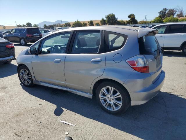 JHMGE8H4XAS007726 - 2010 HONDA FIT SPORT 银色 照片 2