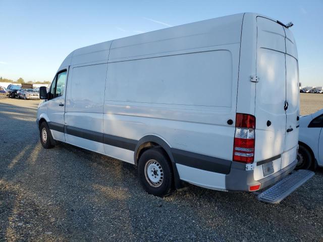 WD3PE8CB5C5687926 - 2012 MERCEDES-BENZ SPRINTER 2500 WHITE photo 2