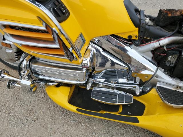 1HFSC47055A403279 - 2005 HONDA GL1800 YELLOW photo 7