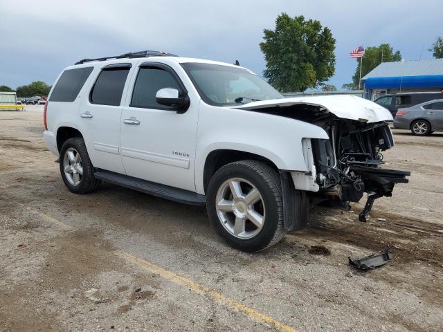 1GNSCBE03BR236927 - 2011 CHEVROLET TAHOE C1500 LT WHITE photo 4