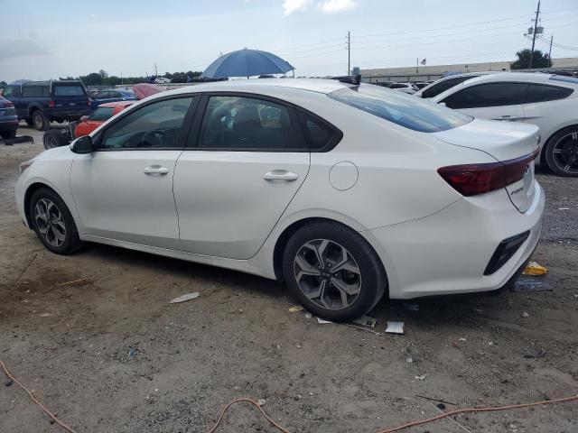3KPF24AD0LE252274 - 2020 KIA FORTE FE WHITE photo 2
