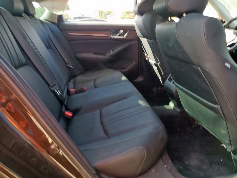 1HGCV1F64JA076074 - 2018 HONDA ACCORD EXL 棕色 照片 10