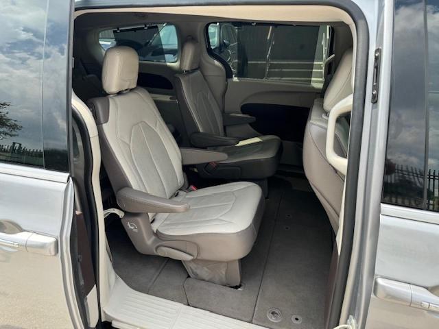 2C4RC1BG6JR141631 - 2018 CHRYSLER PACIFICA TOURING L Gümüş foto 11
