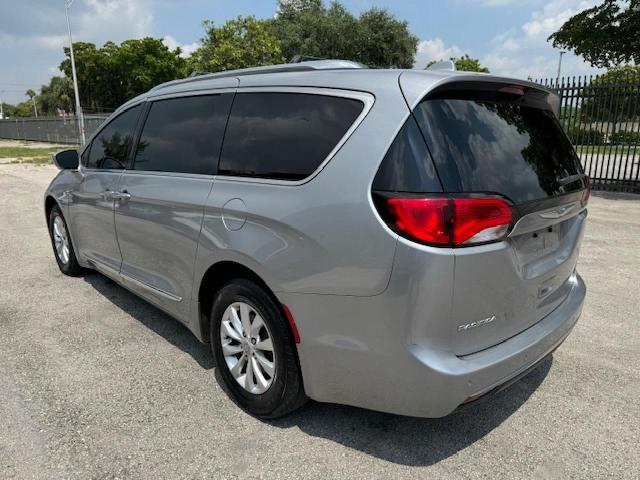 2C4RC1BG6JR141631 - 2018 CHRYSLER PACIFICA TOURING L Gümüş foto 2