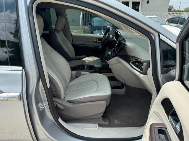 2C4RC1BG6JR141631 - 2018 CHRYSLER PACIFICA TOURING L Gümüş foto 7