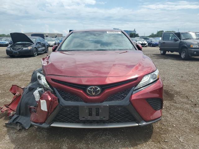 4T1B61HK5JU555454 - 2018 TOYOTA CAMRY XSE BURGUNDY photo 5