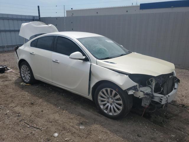 2G4GS5EV2D9175495 - 2013 BUICK REGAL PREMIUM WHITE photo 4