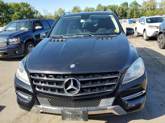 4JGDA5HB0CA022608 - 2012 MERCEDES-BENZ ML 350 4MATIC BLACK photo 5