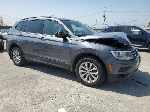 3VV1B7AXXJM111786 - 2018 VOLKSWAGEN TIGUAN S Մոխրագույն լուսանկար 4