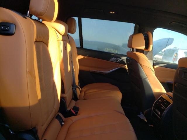 5UXCW2C05N9J04455 - 2022 BMW X7 XDRIVE40I WHITE photo 11