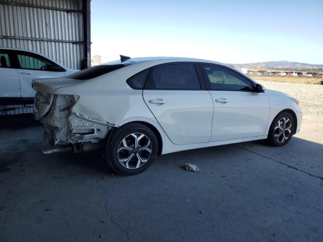 3KPF24AD1KE114905 - 2019 KIA FORTE FE Biały zdjęcie 3
