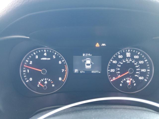 3KPF24AD1KE114905 - 2019 KIA FORTE FE Biały zdjęcie 9