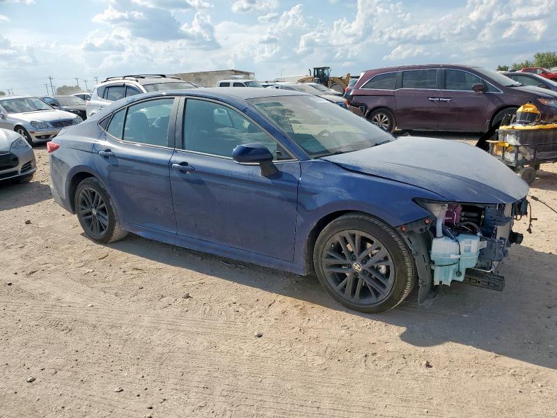 4T1DAACK5SU131577 - 2025 TOYOTA CAMRY XSE BLUE photo 4