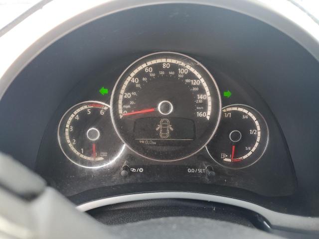 3VWJL7AT8DM634444 - 2013 VOLKSWAGEN BEETLE SILVER photo 9