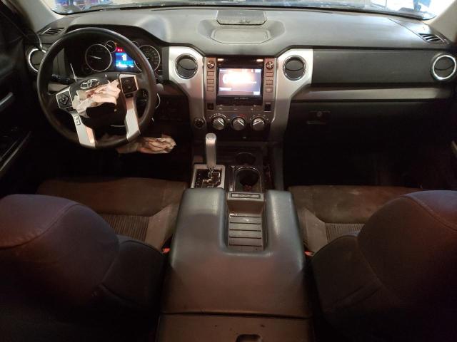 5TFUW5F17HX594540 - 2017 TOYOTA TUNDRA DOUBLE CAB SR/SR5 BLUE photo 8