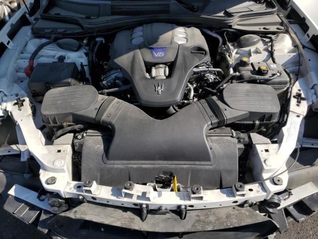 ZAM57YSA4J1269406 - 2018 MASERATI GHIBLI S Ақ фото 11