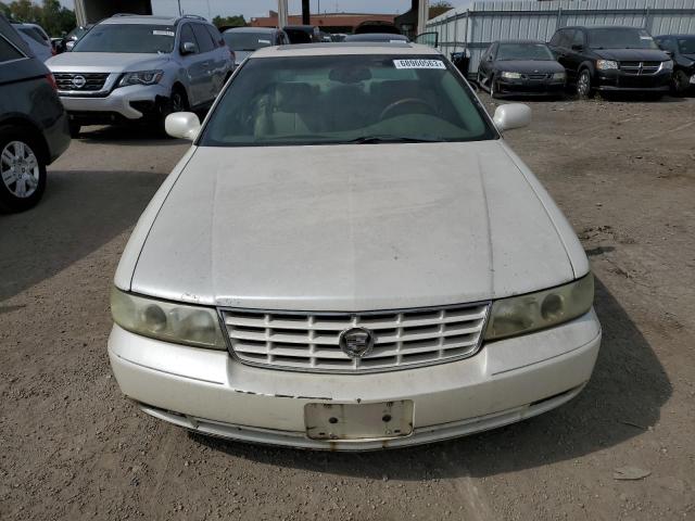 1G6KY54983U259584 - 2003 CADILLAC SEVILLE STS WHITE photo 5