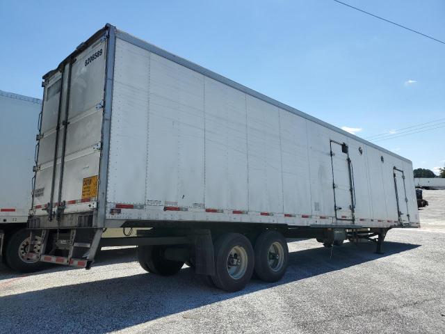 1UYVS248XGM426116 - 2016 UTILITY VS2RA WHITE photo 4