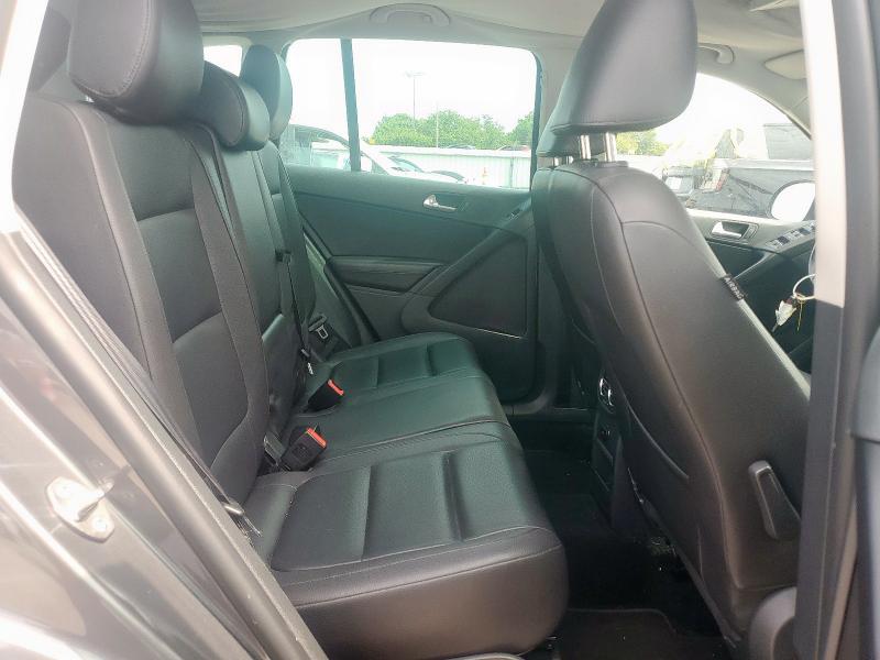 WVGAV7AX8DW534291 - 2013 VOLKSWAGEN TIGUAN S 灰色 照片 11