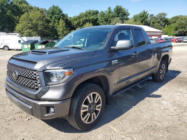 5TFUY5F13JX710607 - 2018 TOYOTA TUNDRA DOUBLE CAB SR/SR5 GRAY photo 1
