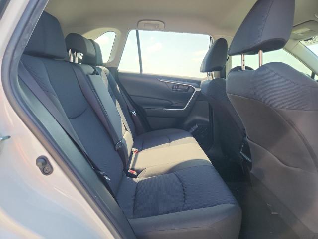 JTMG1RFV2LD063195 - 2020 TOYOTA RAV4 LE Белый фото 11